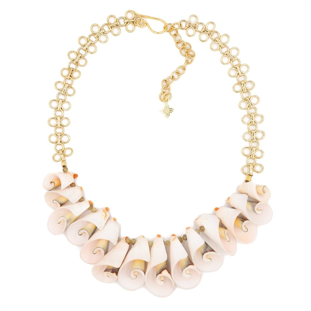 NWT Hazen + Co ✨MARA✨ Pink Shell Necklace